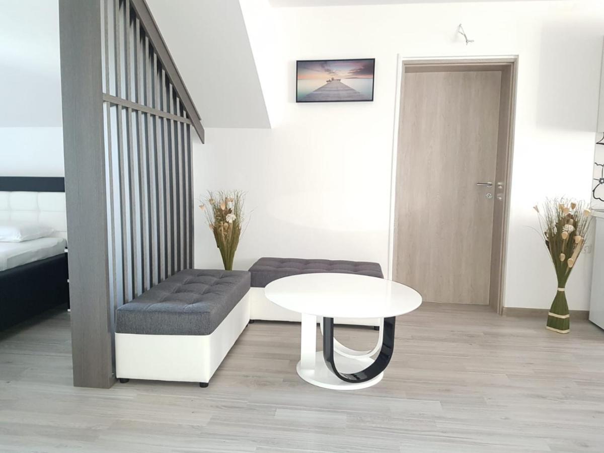 Apartmani Brigita Кореница Экстерьер фото